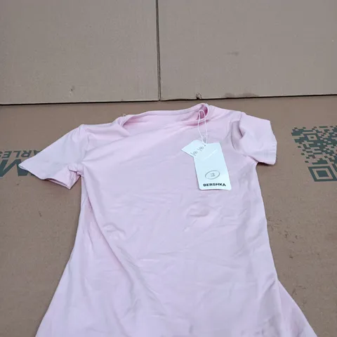 BERSHKA SMALL PINK T SHIRT TAGGED