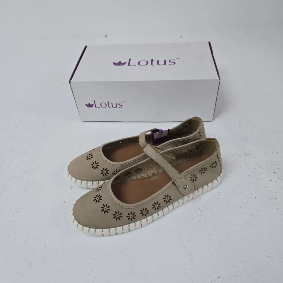 LOTUS AURELIA ULS566 NATURAL WOMEN’S SHOES – UK 7