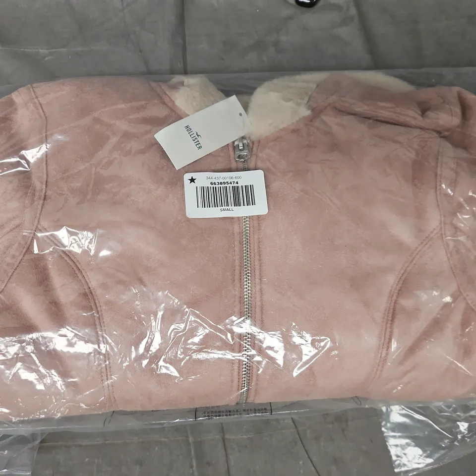 HOLLISTER ZIP-UP FAUX FUR LINED COAT IN PINK SIZE SMALL
