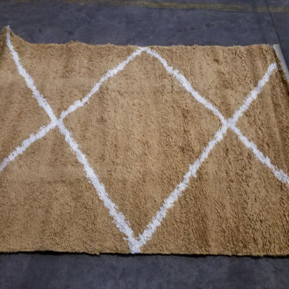 BRAND NEW PACO HOME KALMAR 442 RUG IN YELLOW - 140×200CM