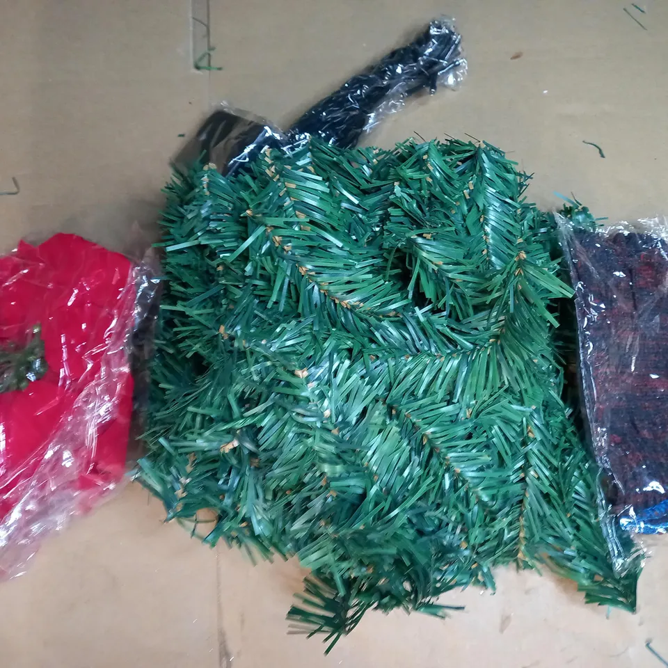 DESIGNER STYLE 2.7M CHRISTMAS GARLAND