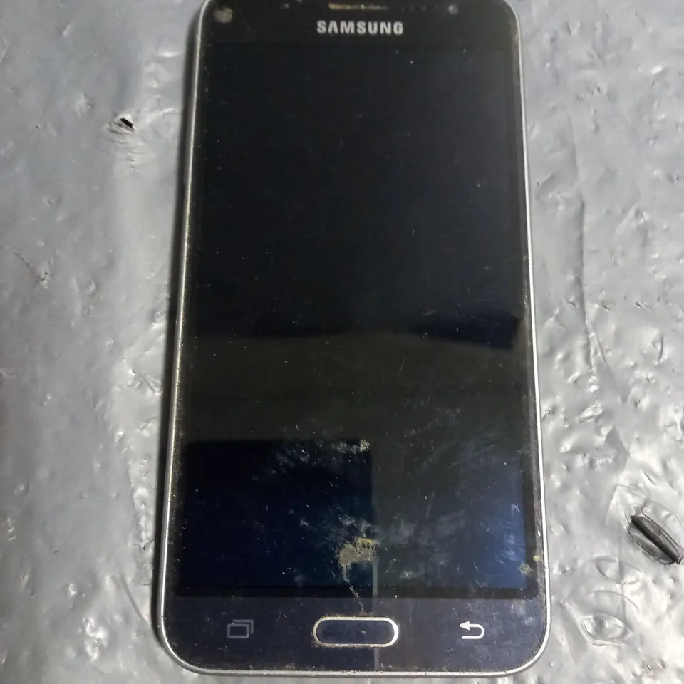 SAMSUNG GALAXY J3 SMARTPHONE IN BLACK