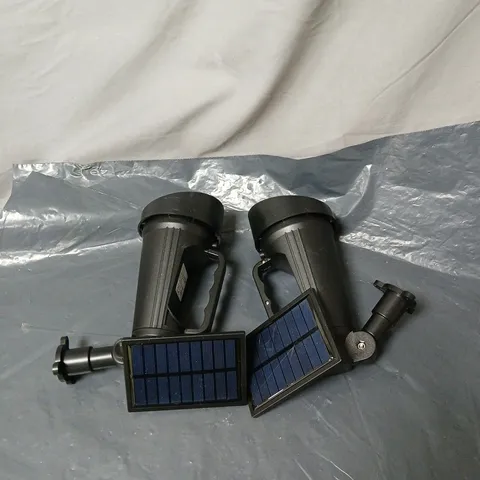 GARDEN REFLECTIONS 2 X MULTI USE AND ADJUSTABLE SOLAR SPOT LIGHTS BOXED