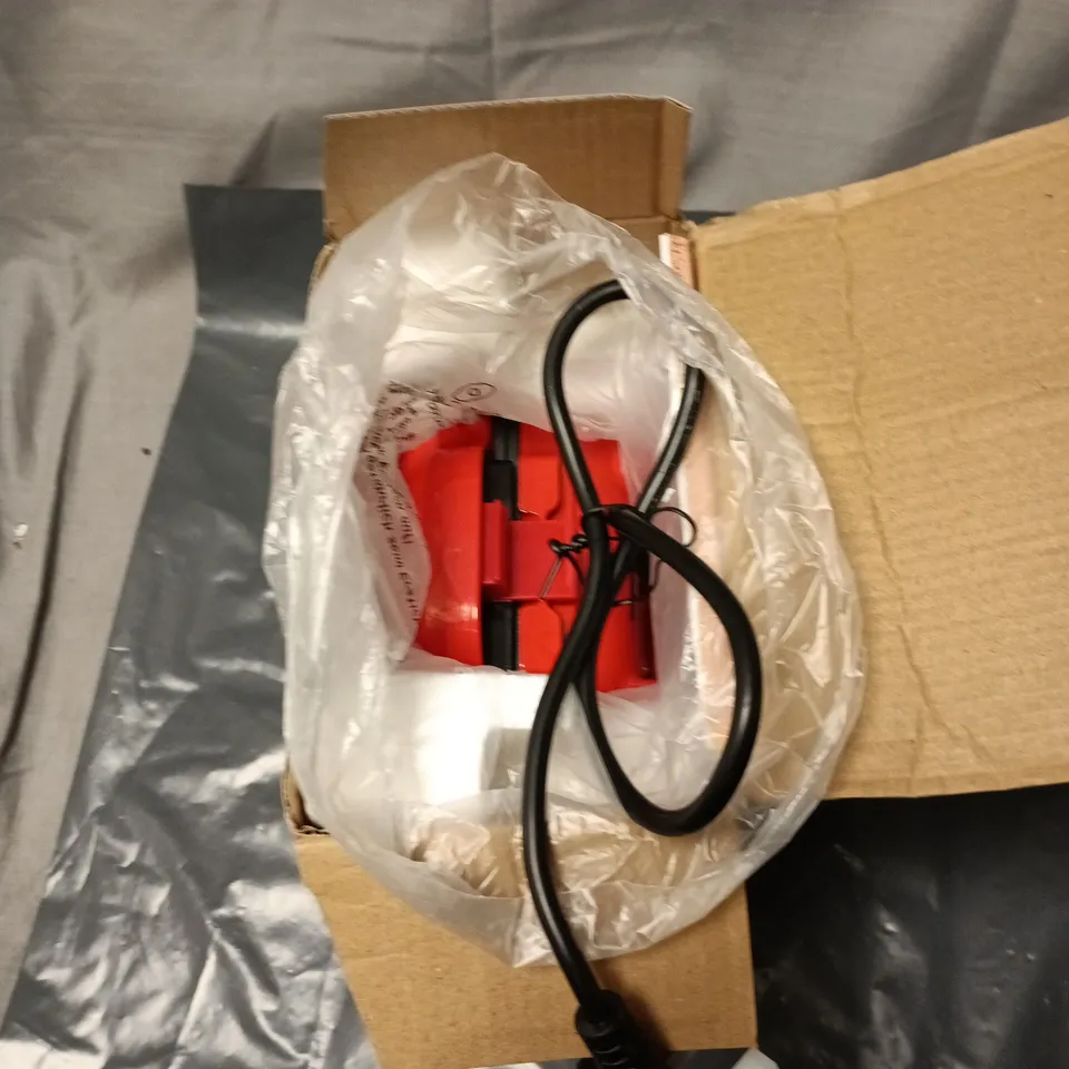 WAFFLE MAKER – HEAT & EAT 