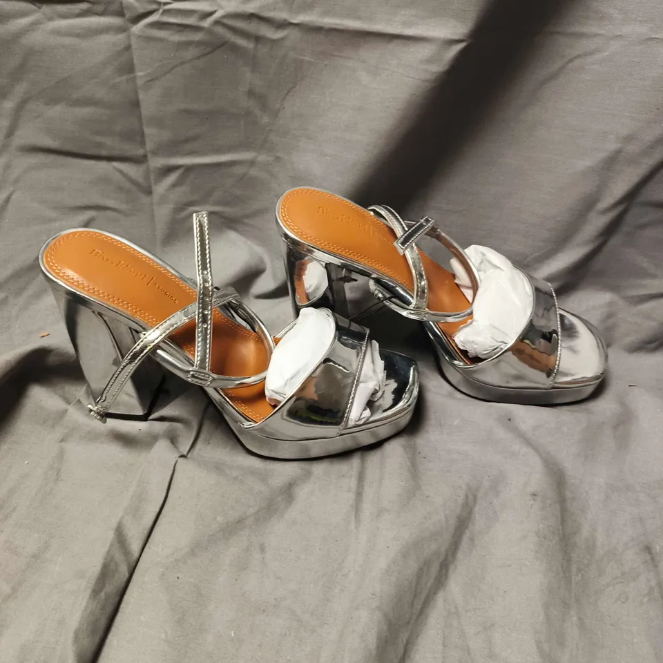 BY WOMEN'S SILVER METALLIC PLATFORM SANDALS FROM RIVER ISLAND , UK 3.5 