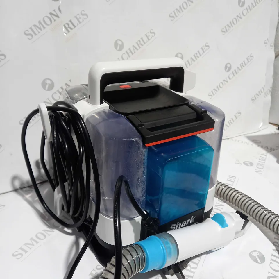 BOXED SHARK STAIN STRIKER PET SPOT CLEANER PX200UKT