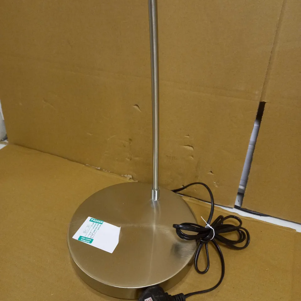 LED FLOOR LAMP