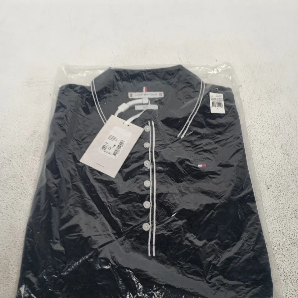 TOMMY HILFIGER POLO SHIRT – NAVY WITH WHITE PIPING, SIZE S