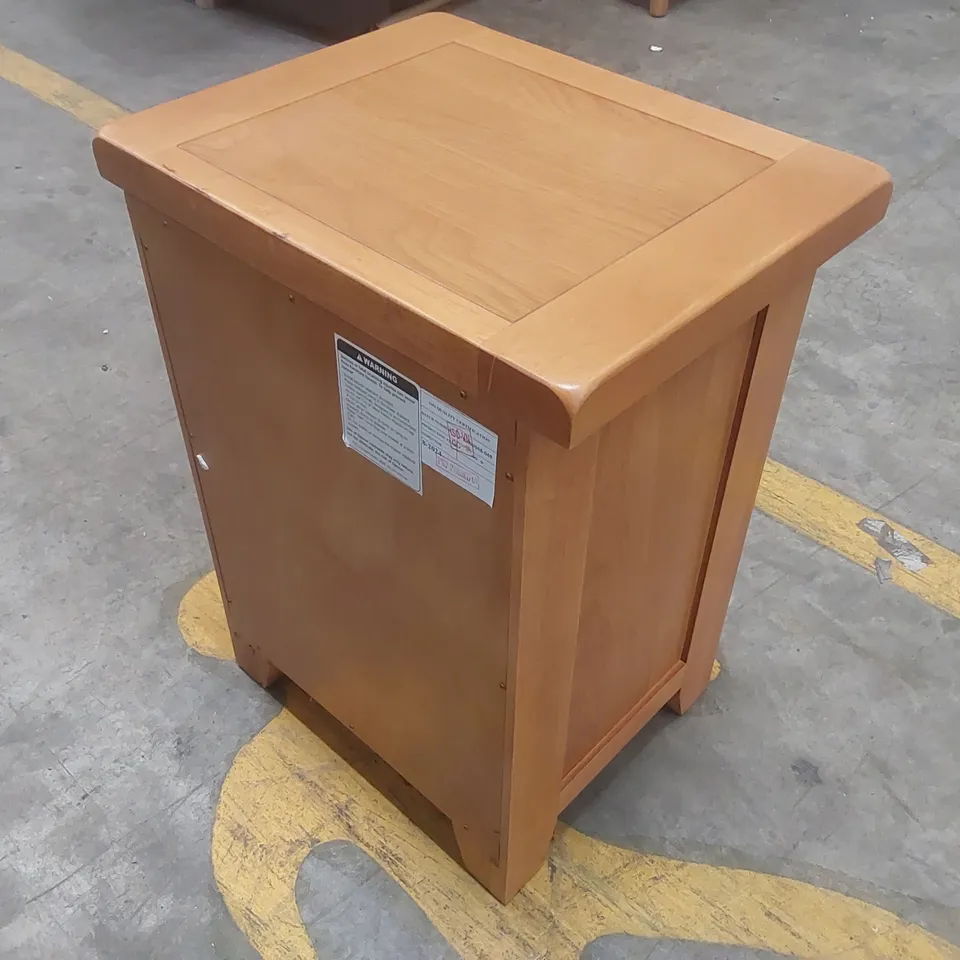 DESIGNER WOODEN 3 DRAWER CHEST OF DRAWERS