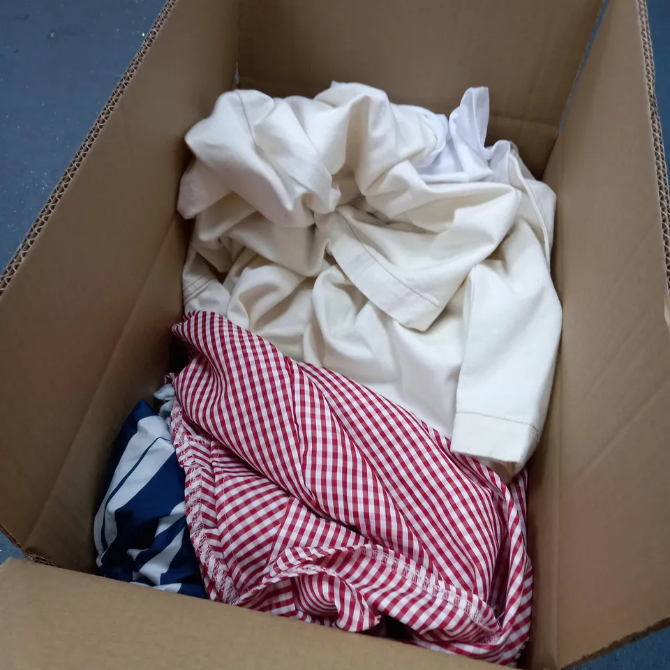 LOT OF CLOTHES APPROXIMATELY 10 TO INCLUDE FULL GREEN SET, TURTLE NECK TOP, PUMA TOP ETC