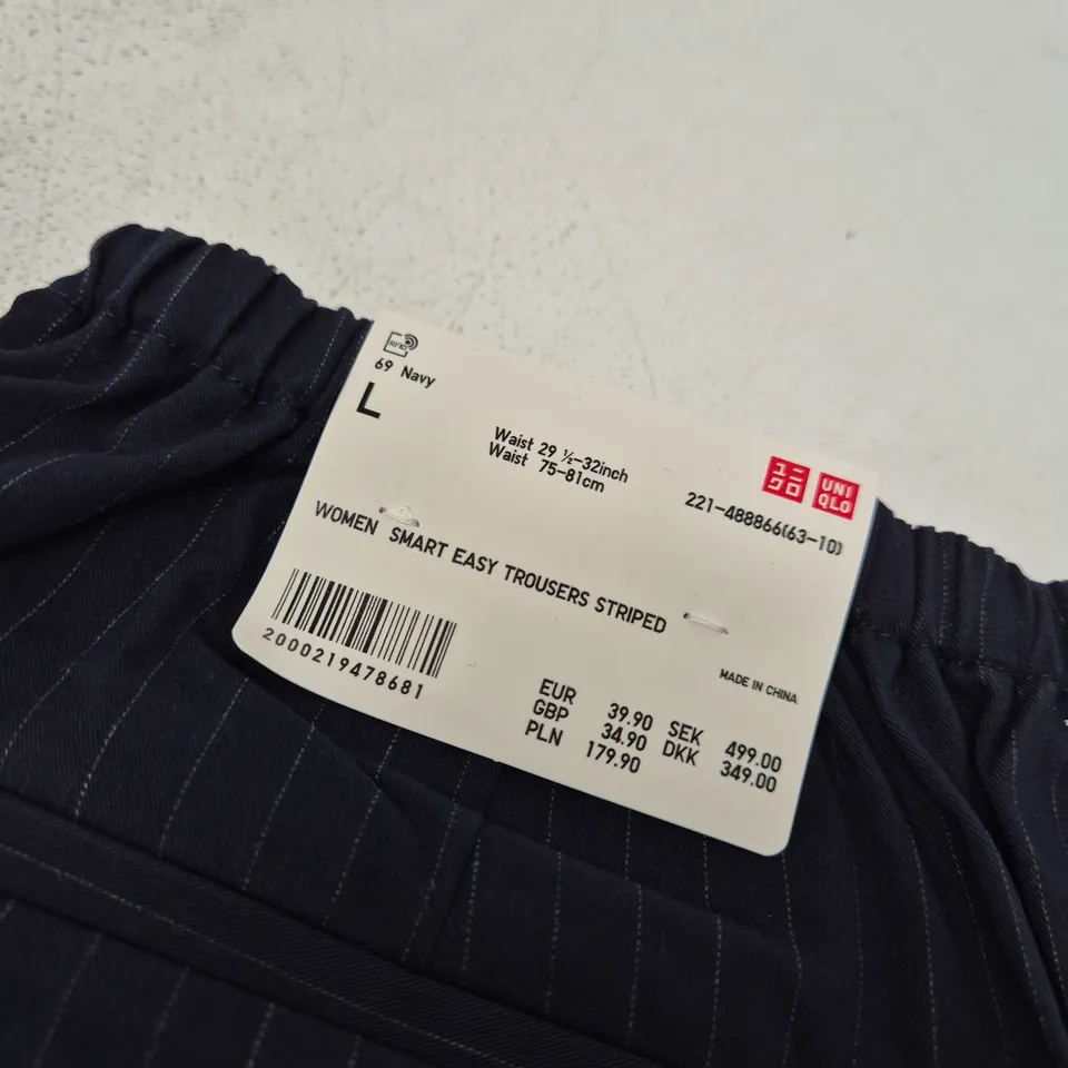 UNIQLO WOMEN’S NAVY PINSTRIPE SMART EASY TROUSERS – SIZE L