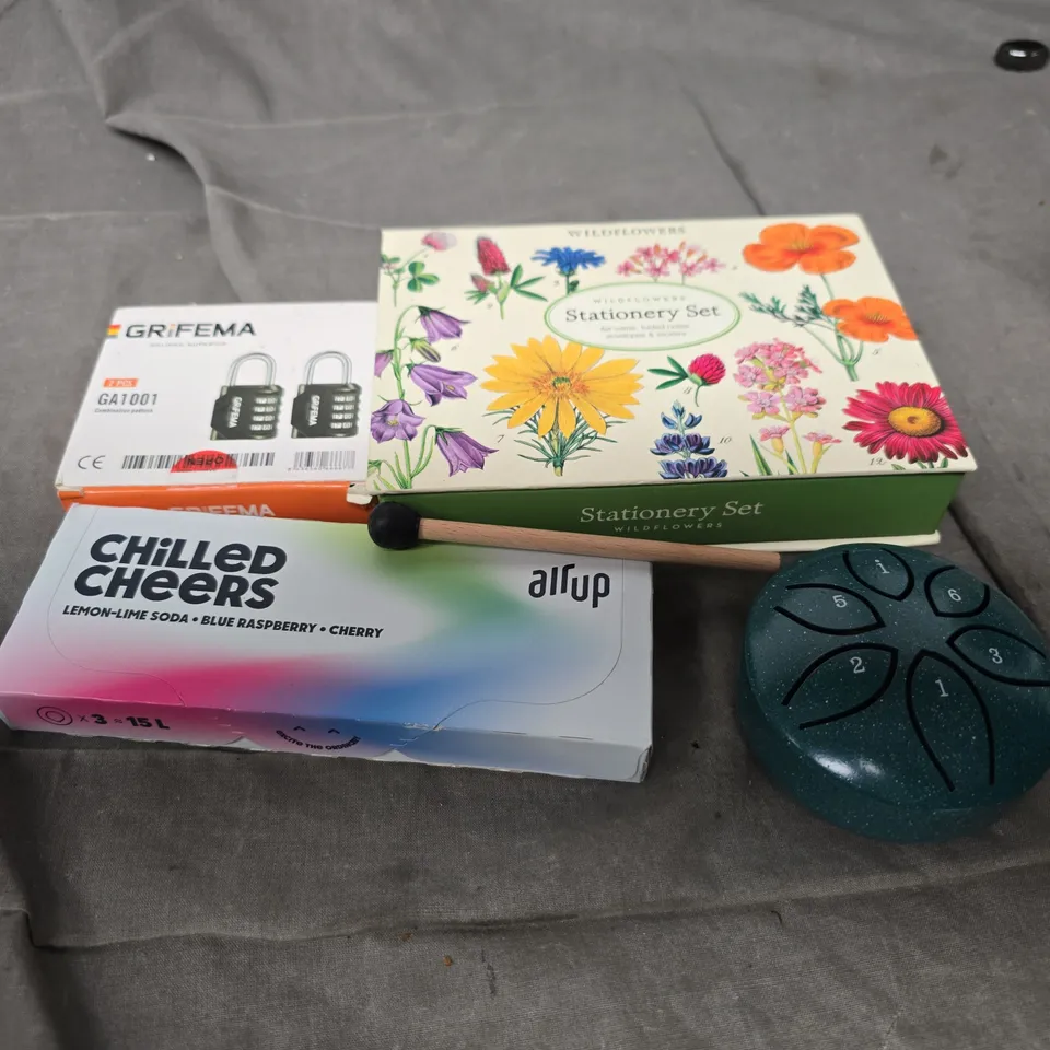BOX OF ASSORTED ITEMS TO INCLUDE - AIRUP - PADLOCKS - STEEL DRUM 