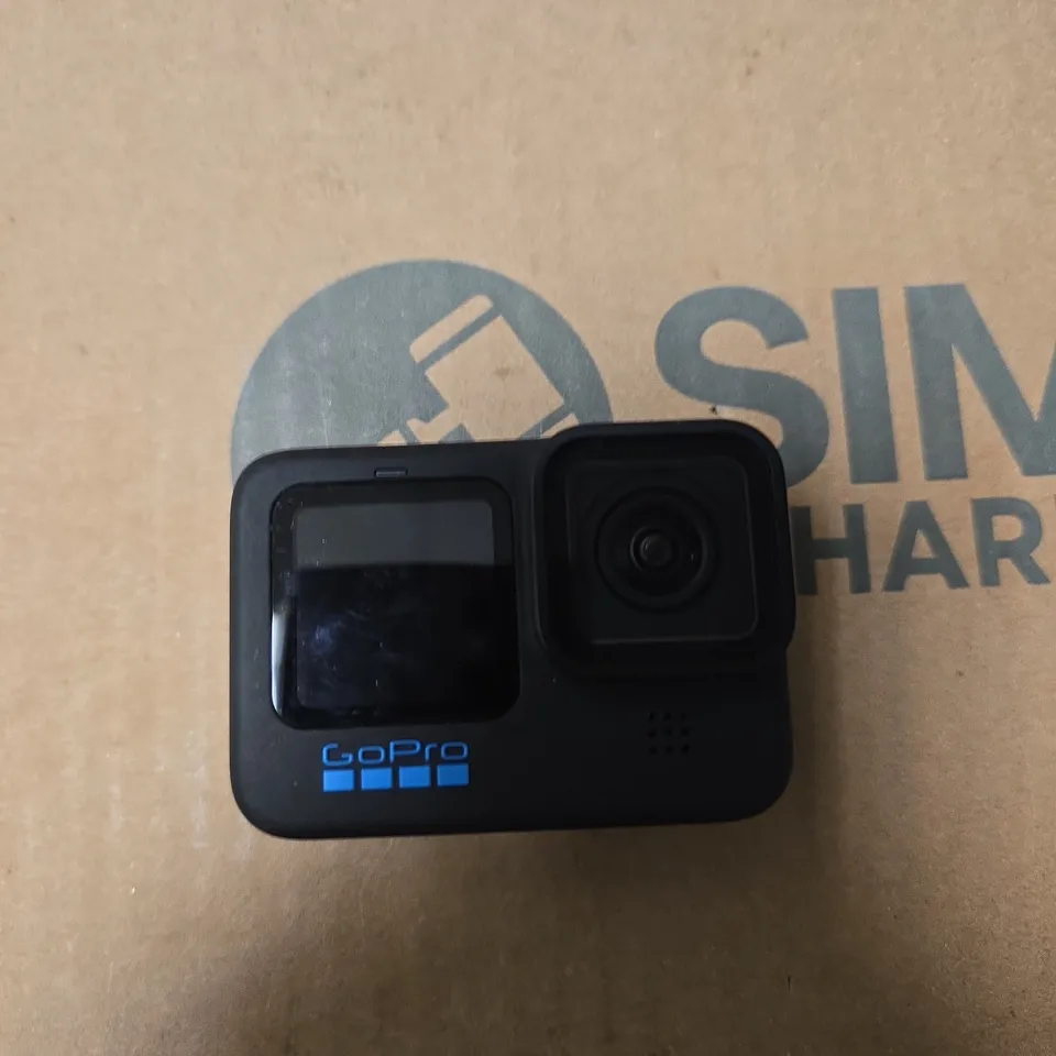 GOPRO HERO11 BLACK ACTION CAMERA