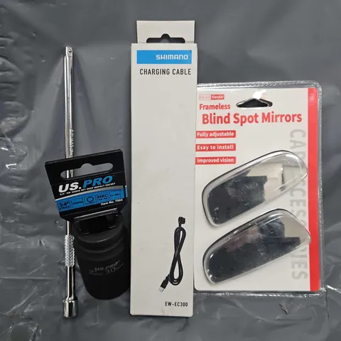 TOTE OF APPROXIMATELY 9 ASSORTED VEHICLE ITEMS TO INCLUDE - FRAMELESS BLIND SPOT MIRRORS , SHIMANO CHARGING CABLE ETC