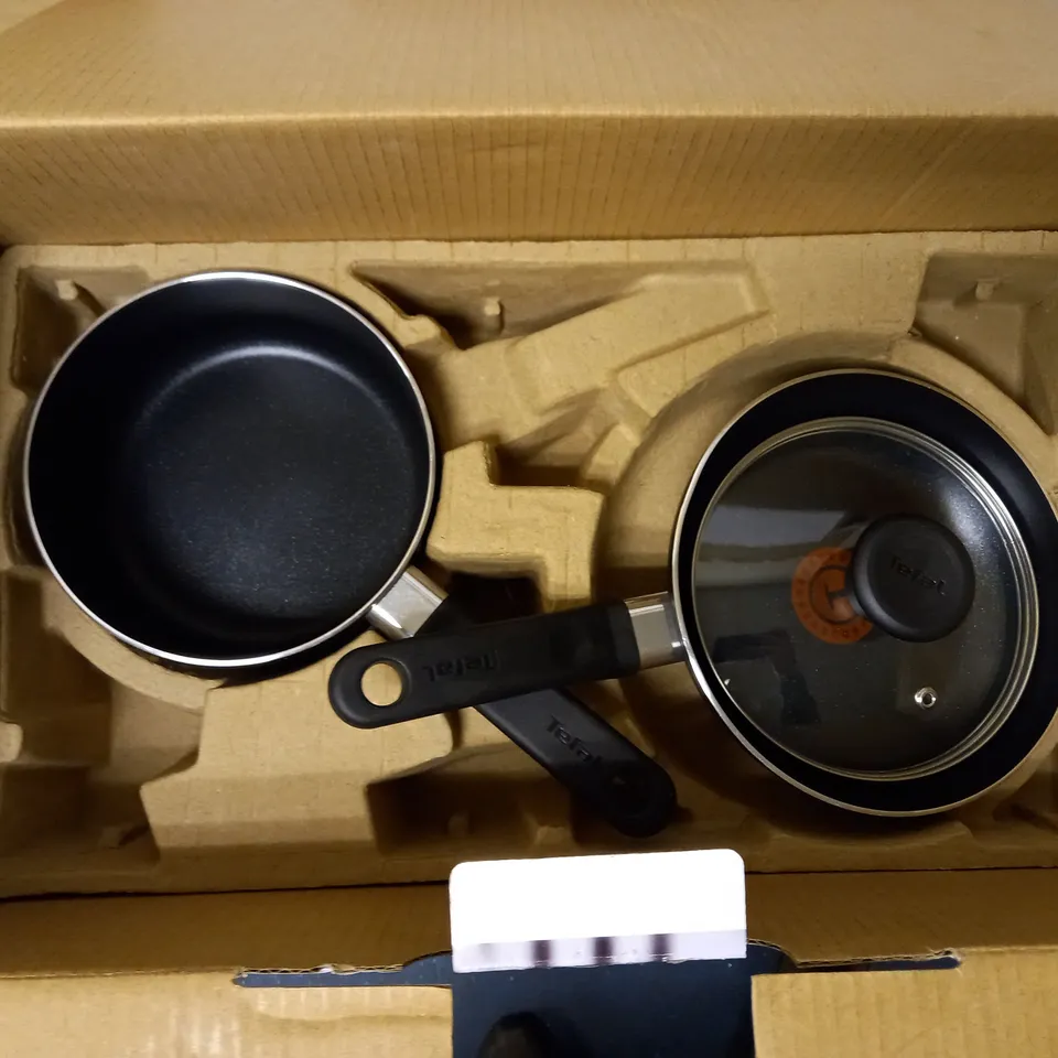 TEFAL ESSENTIAL COOKWARE SET