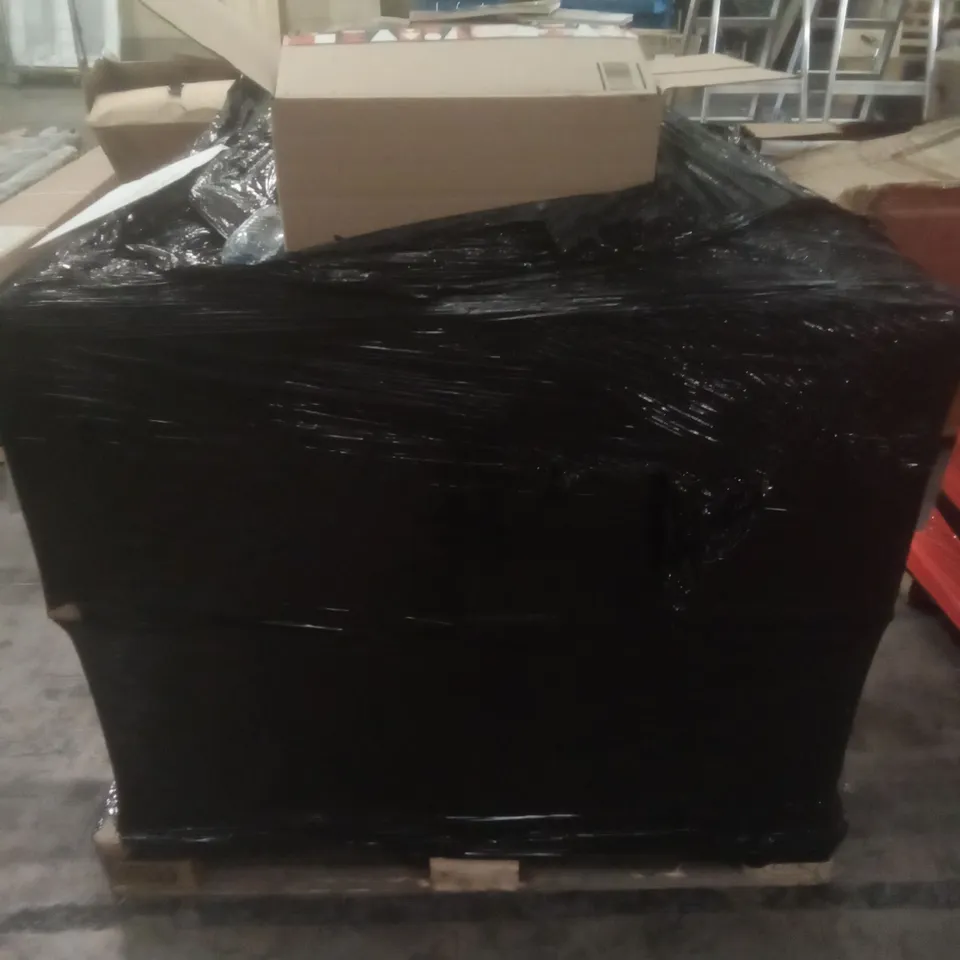 PALLET OF ASSORTED BOOKS  