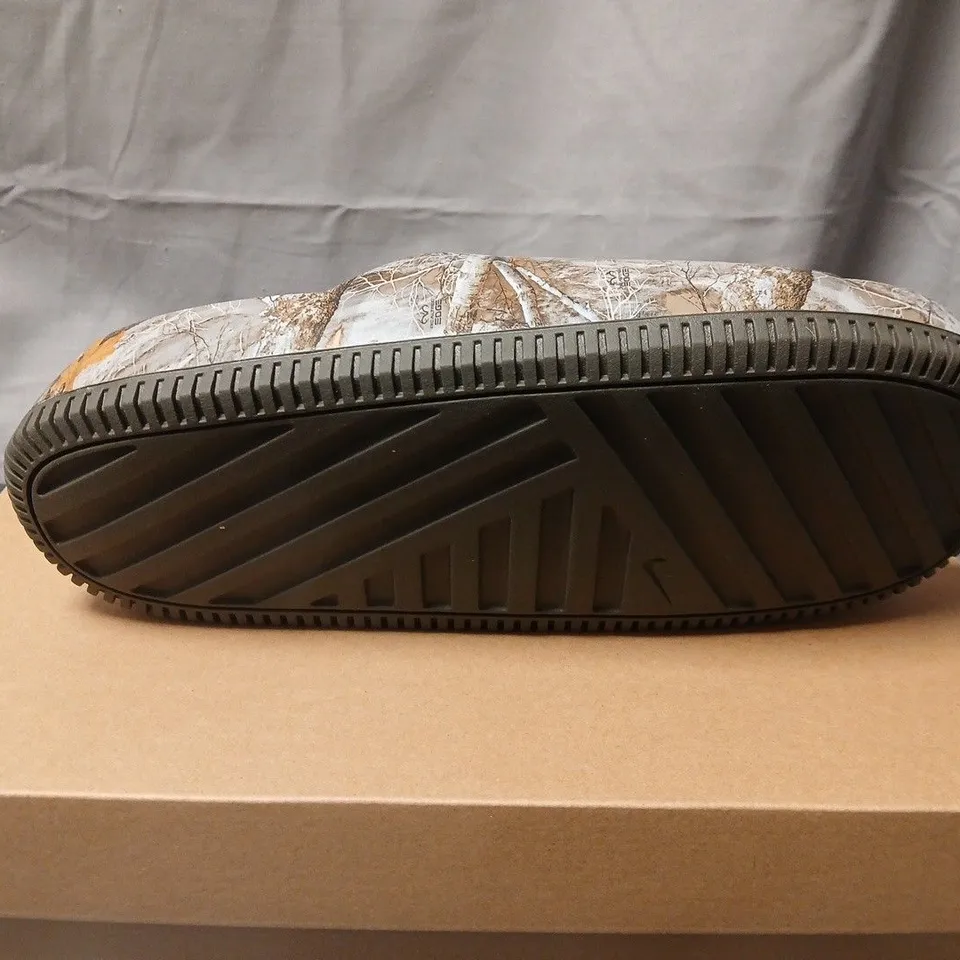 NIKE CAMOUFLAGE SLIDE SANDALS UK SIZE 8