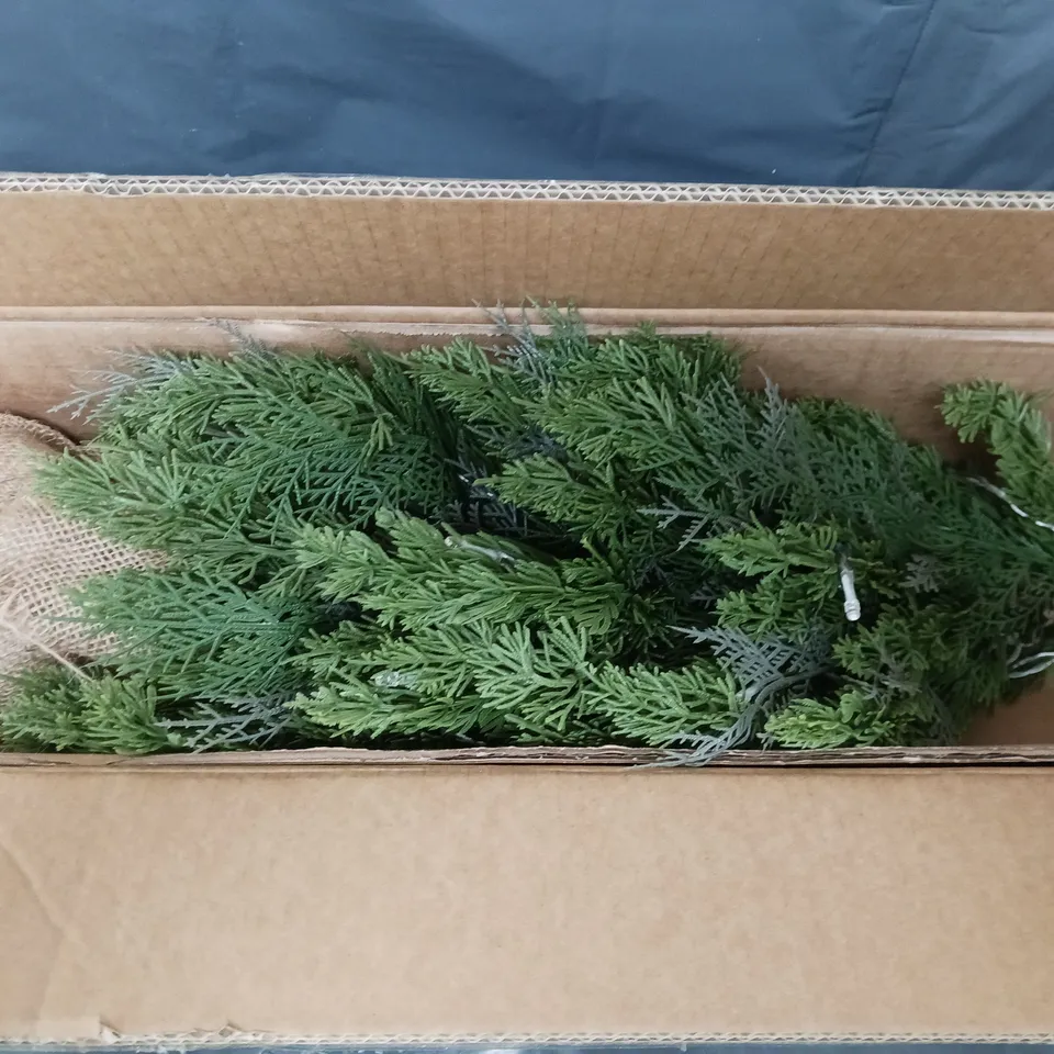 FERN PRE-LIT SMALL CHRISTMAS TREE RRP £29.99