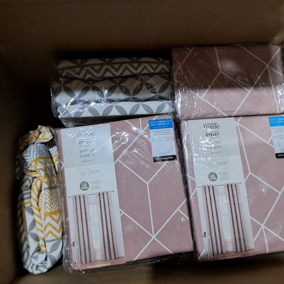 APPROXIMATELY 8 ASSORTED CURTAINS IN VARIOUS STYLES AND COLOURS 