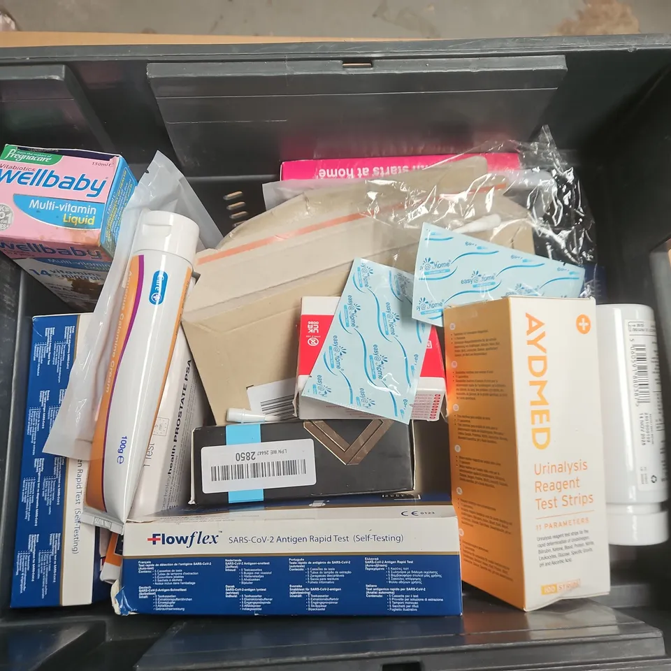 TOTE OF APPROXIMATELY 20 ASSORTED HEALTHCARE PRODUCTS TO INCLUDE FACE MASKS - CONCEIVE PLUS PRENATAL SUPPLEMENTS AND SYLK SERUM 