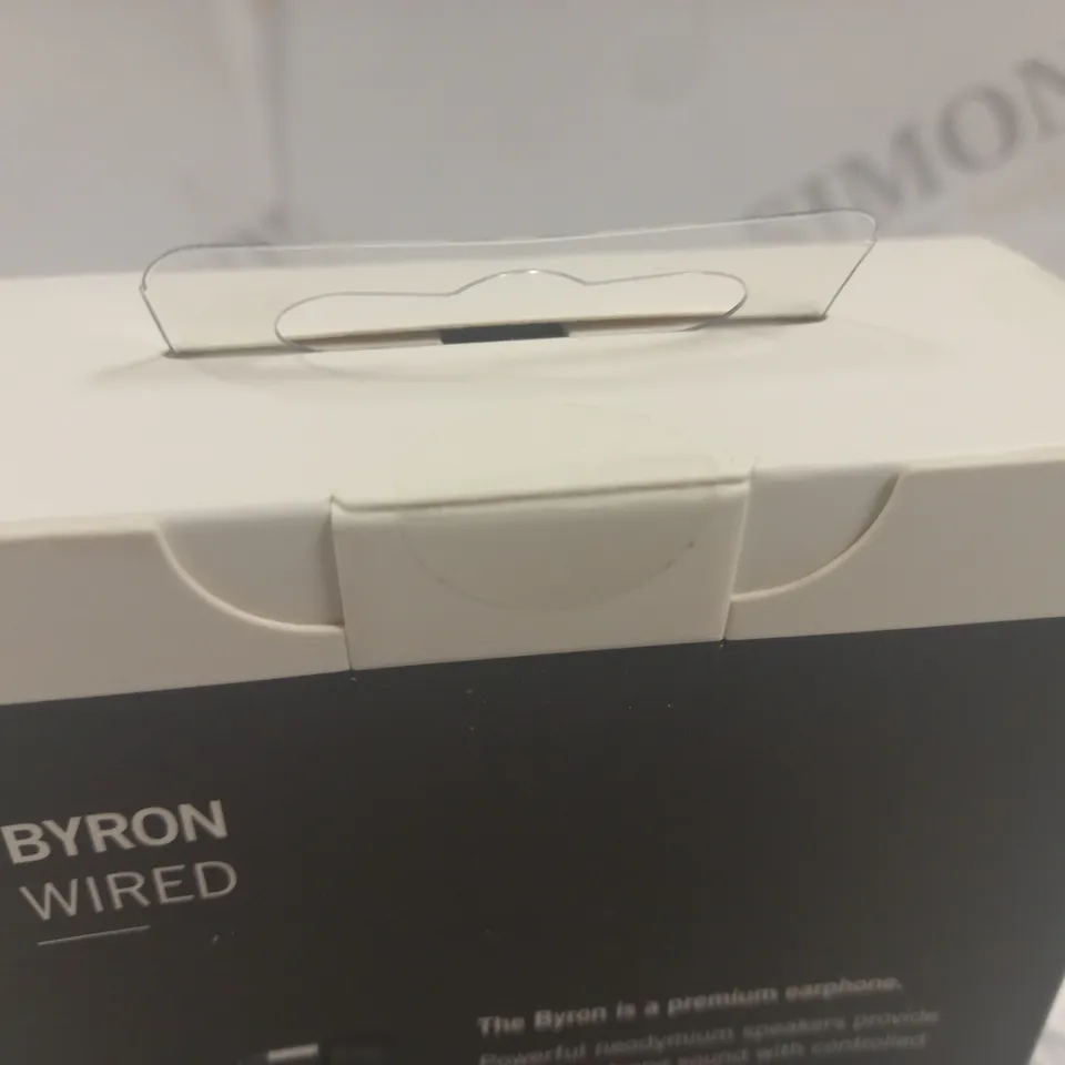 SEALED BEYERDYNAMIC BYRON WIRED EARPHONES