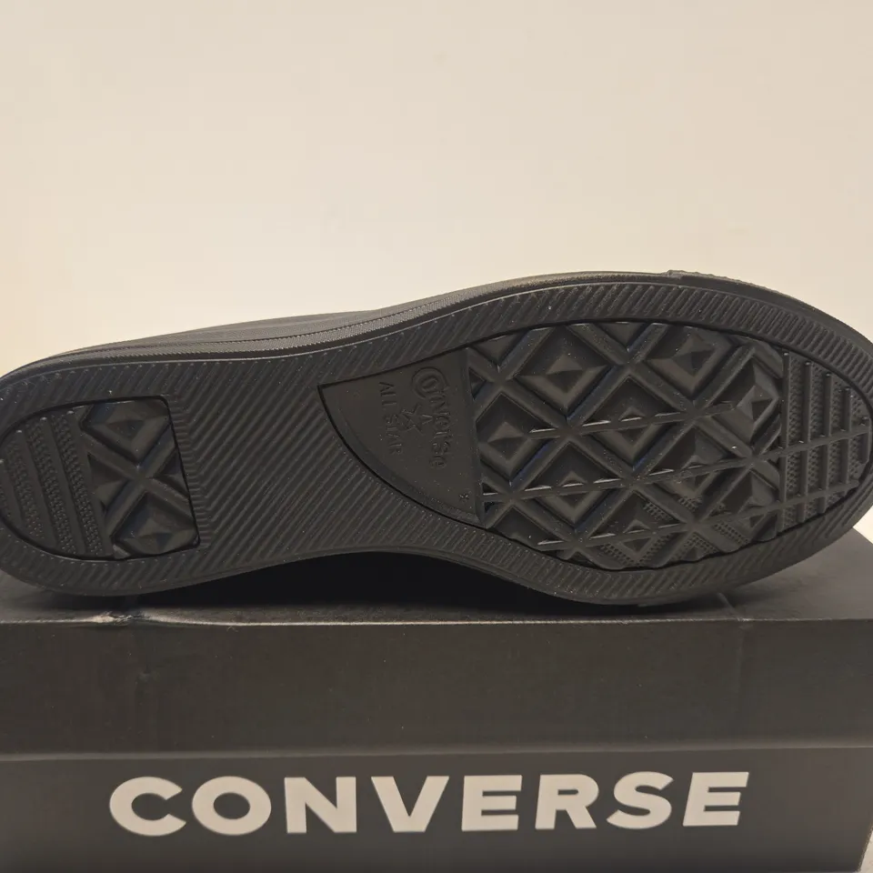 BOXED PAIR OF CONVERSE BLACK HIGH-TOP BOOTS – UK SIZE 9