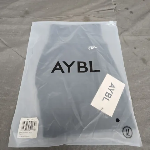 BAGGED AYBL ADAPT SEAMLESS SHORTS - SIZE M