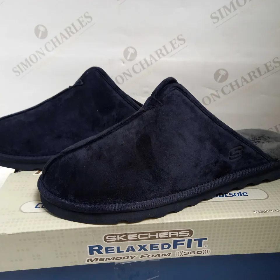 SKECHERS MEN'S RENTEN PALCO SLIPPER - NAVY - UK 10