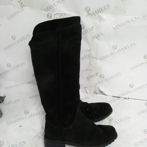 EMU AUSTRALIA HERVEY BLACK BOOTS SIZE 9