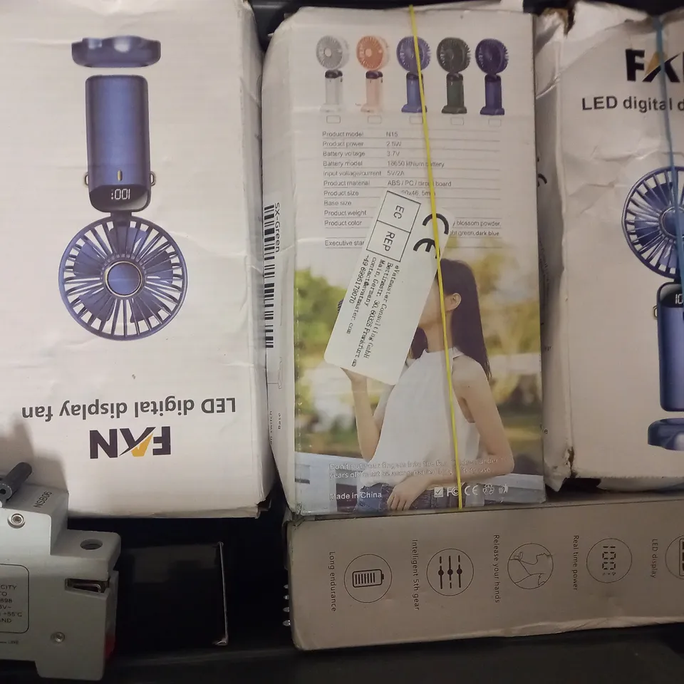 APPROXIMATELY 10 ASSORTED ITEMS TO INCLUDE DIGITAL DISPLAY FANS, ETC