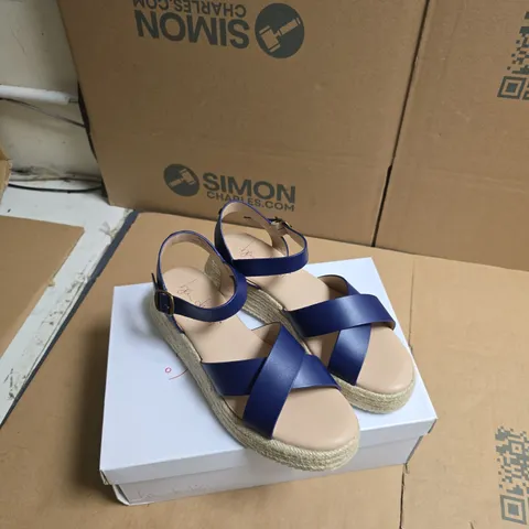 BEN DI LISI WOMEN'S BLUE ESPADRILLE WEDGE SANDALS – UK 6