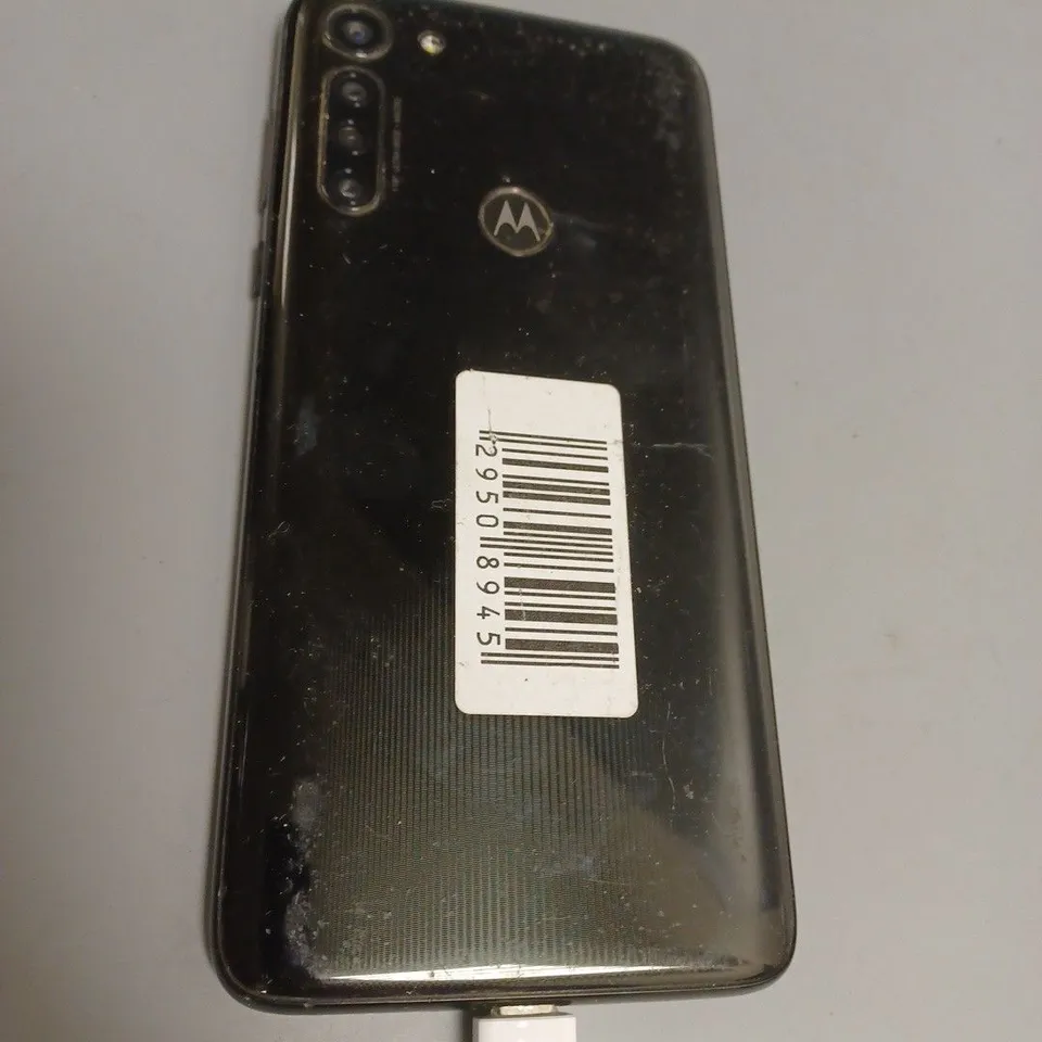 MOTOROLA MOTO G8 POWER