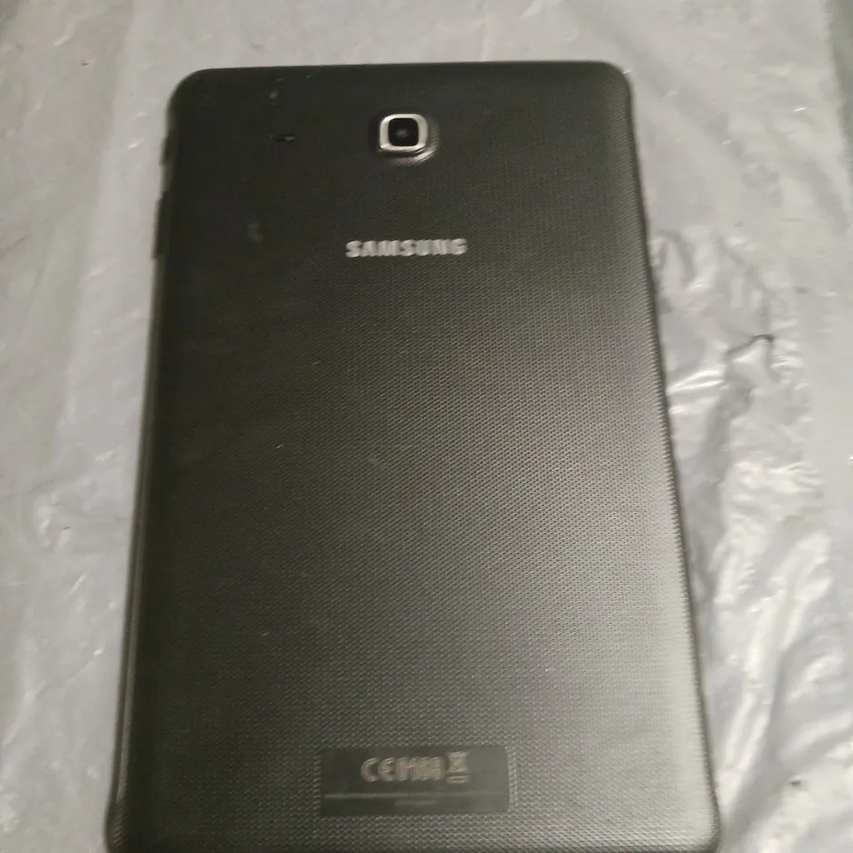 SAMSUNG GALAXY TAB E TABLET