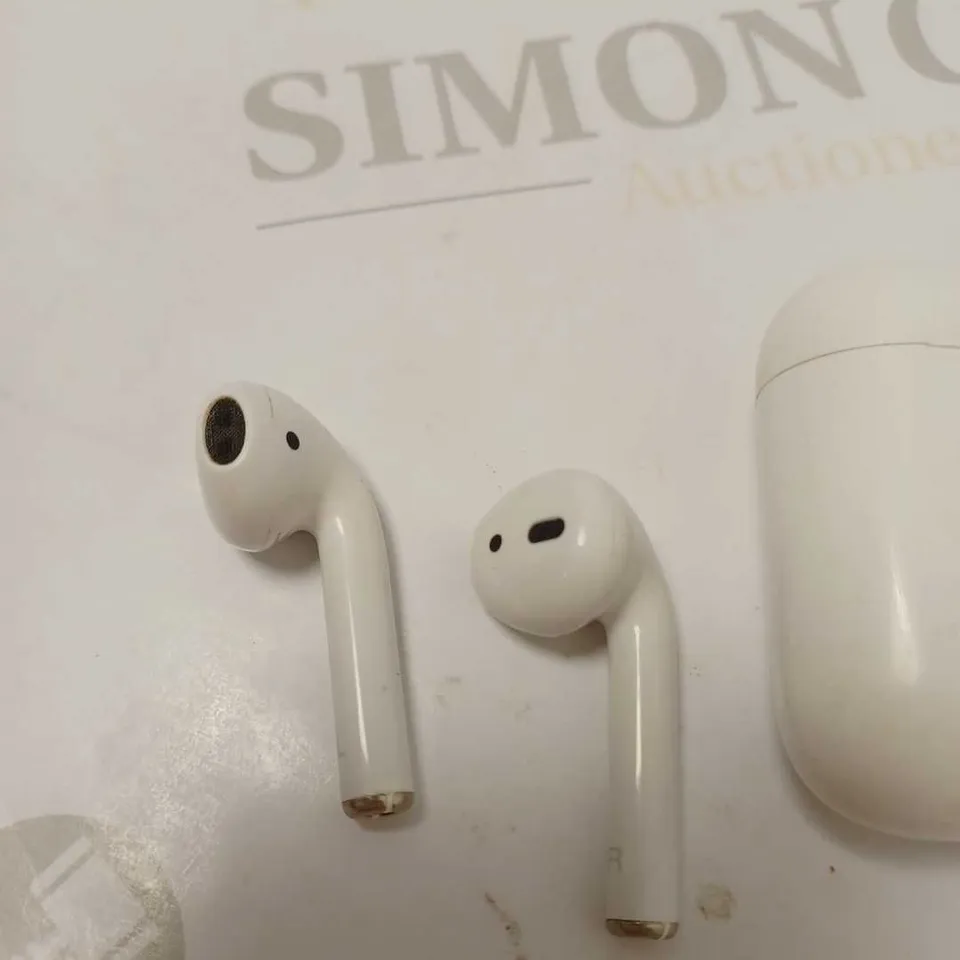 AIRPODS