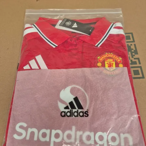 MANCHESTER UNITED 26/27 HOME JERSEY - L