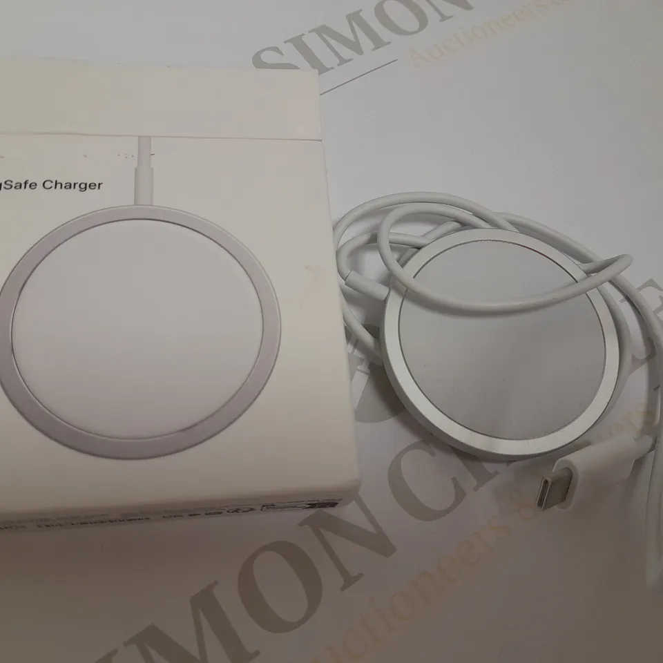 APPLE MAGSAFE CHARGER A2140 RRP £45