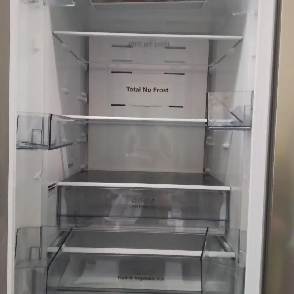 HISENSE FREESTANDING MULTIDOOR FRIDGE FREEZER IN SILVER - (RF632N4BCE)