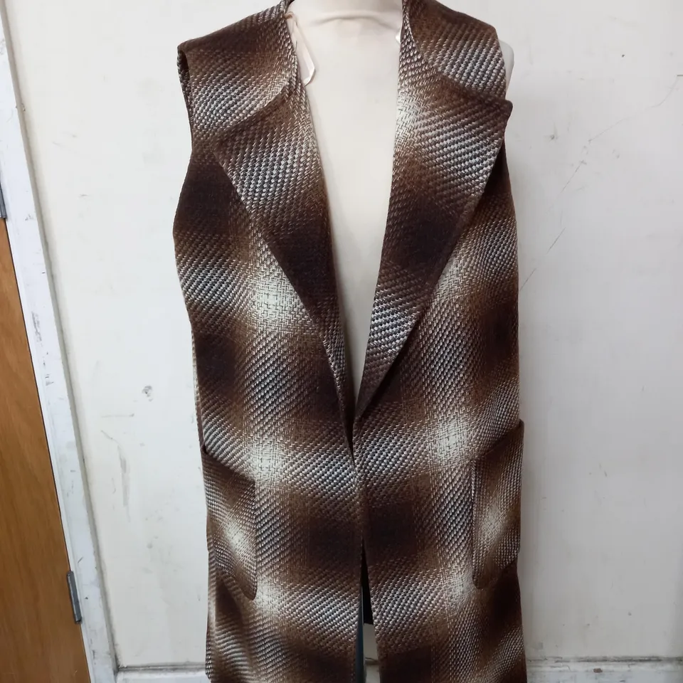 HELENE BERMAN CHECK WAISTCOAT - SIZE 14. 