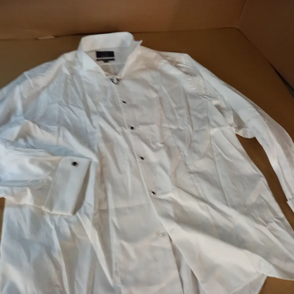 M&S REGUALAR FIT LONG SLEEVE SHIRT - 18