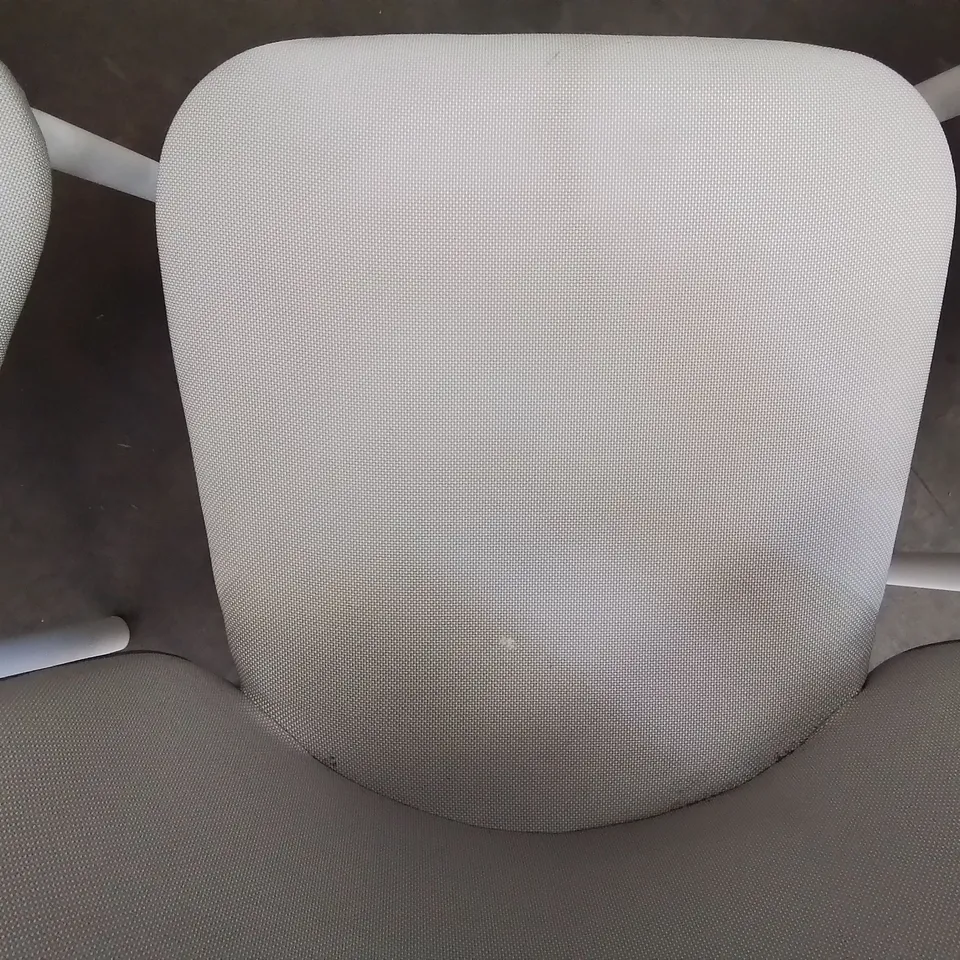 SET OF 4 QUALITY FABRIC UPHOLSTERED CREAM AND GREY SIDE/DINING CHAIRS (SOME MARKS AS SHOWN IN PICTURES)