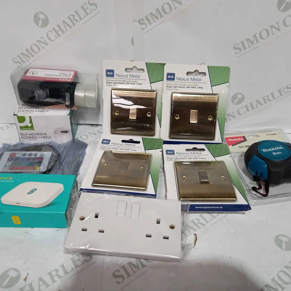 BOX TO CONTAIN APPROX 25 X ASSORTED HOUSEHOLD PRODUCTS, INCLUDES SWITCHES, EE MINI HUB, TAPE MEASURE ETC 