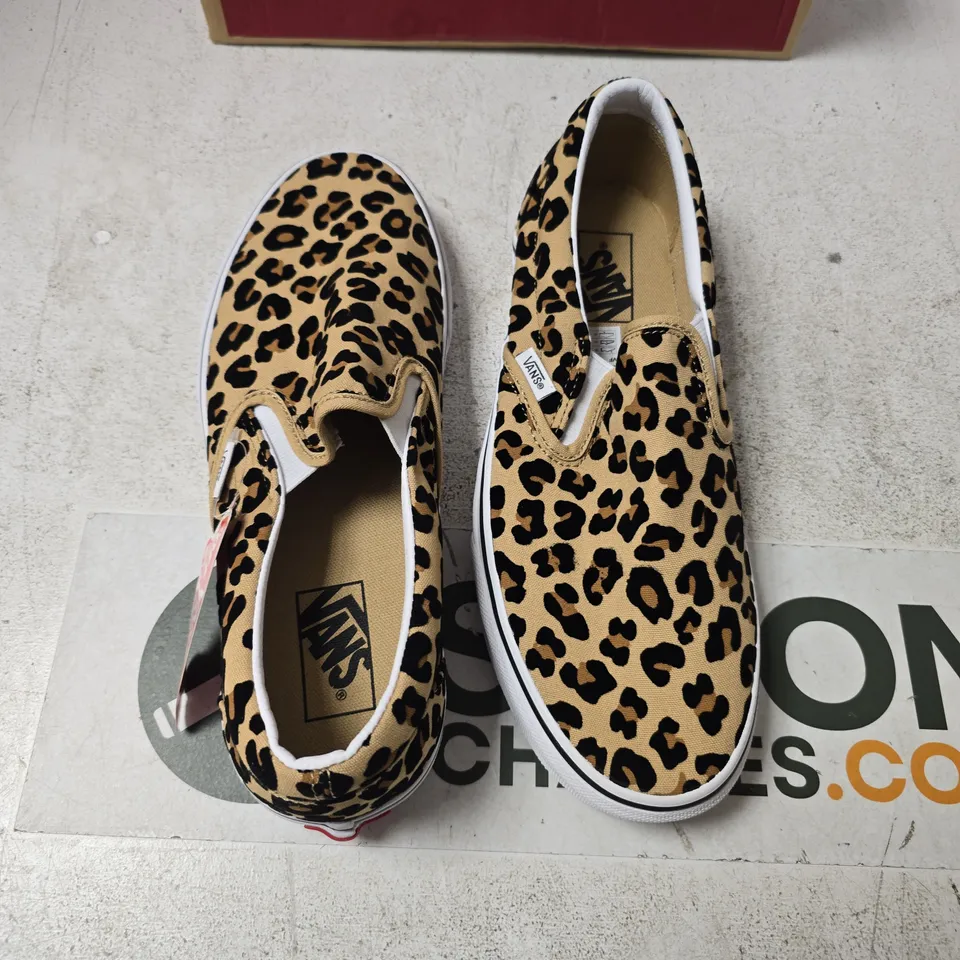VANS CLASSIC SLIP-ON SHOES – LEOPARD PRINT, UK 8
