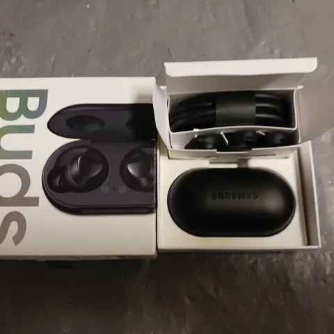 SAMSUNG GALAXY BUDS 