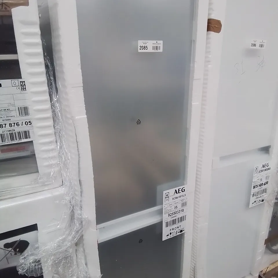 AEG 500 COLD SENSE INTEGRATED 70/30 FRIDGE FREEZER 267L Model SCB618F3LS RRP £709