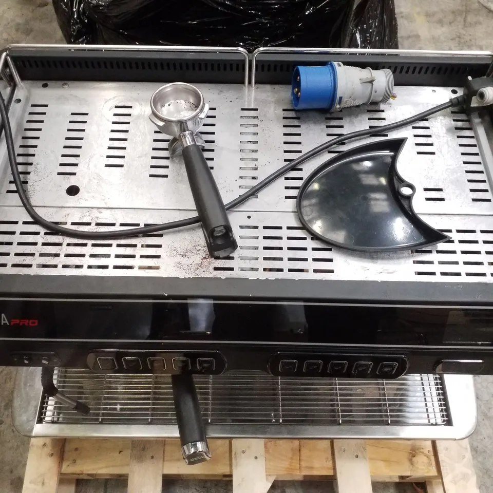 CARIMALI DIVA PRO 2 GROUP COFFEE MACHINE
