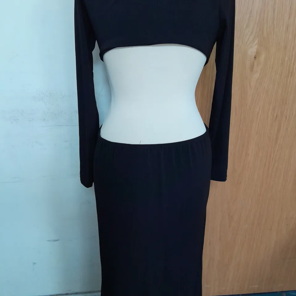 ASOS DESIGN SLASH NECK KNOT FRONT BACKLESS MAXI DRESS IN BLACK SIZE M