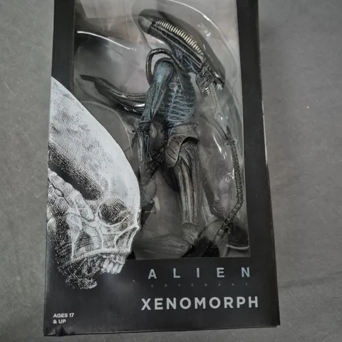 ALIEN XENOMORPH FIGURINE