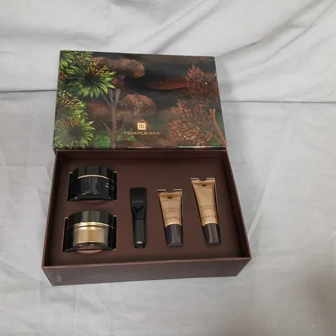 BOXED TEMPLESPA CHAMPAGNE AND TRUFFLES THE CREME DE LA CREME SKIN COLLECTION
