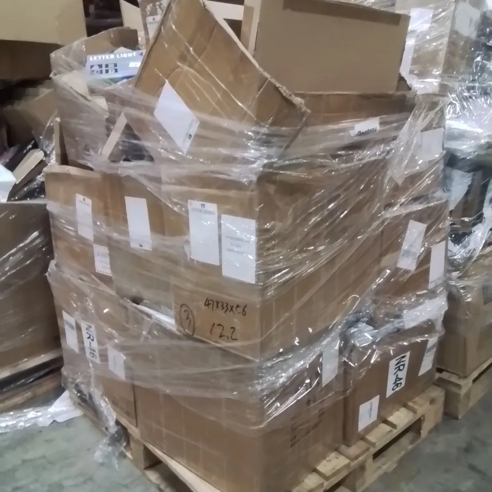 PALLET OF NEON LAMPS AND OTHER ASSORTED GOODS