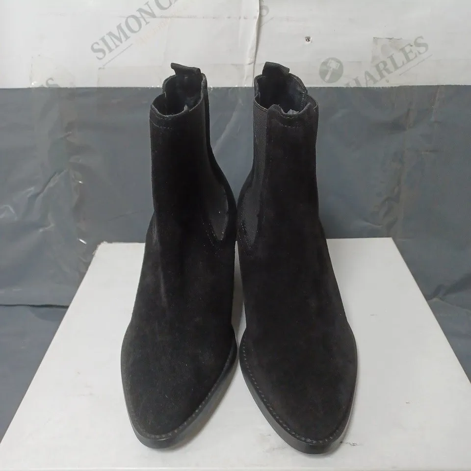 BPXED PAIR OF WOMENS BLACK SUEDE ANKLE BOOTS SIZE 36